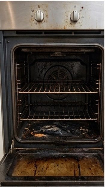 Oven & kitchen, before
